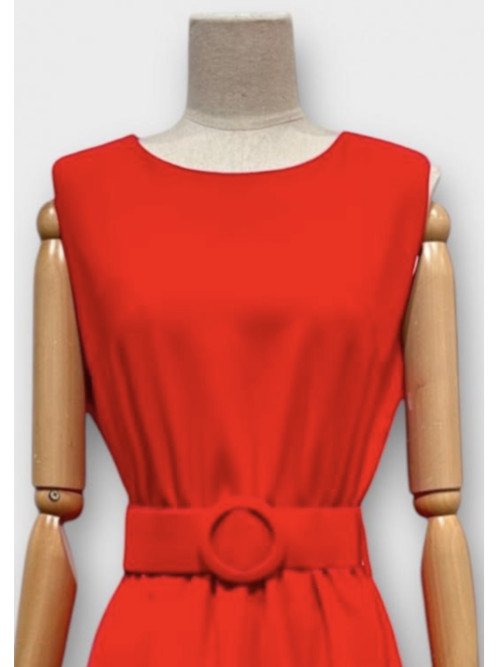 Robe rétro ceinturée col rond sans manche