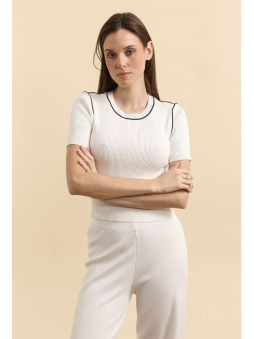 Pull cropped maille côtelé col rond manches courtes