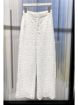 Pantalon en dentelle Doublé...