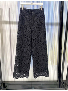 Pantalon en dentelle Doublé...