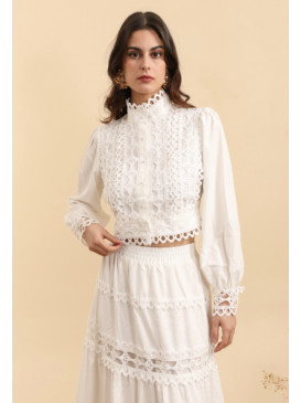 Chemise cropped ornée de...