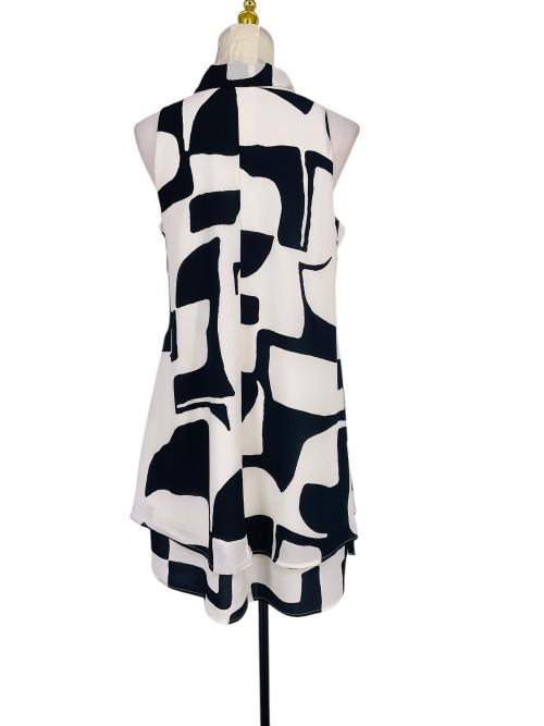 Robe courtes col écharpe imprimée sans manche