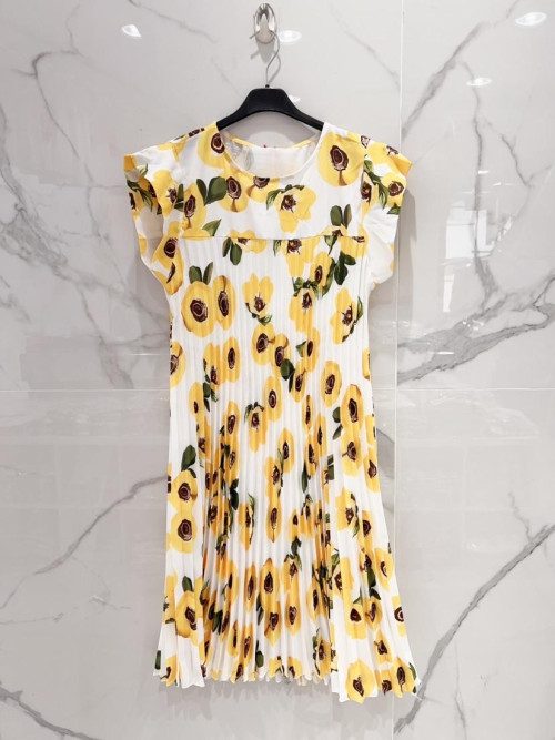 Robe plissée courte imprimé fleuri mancherons