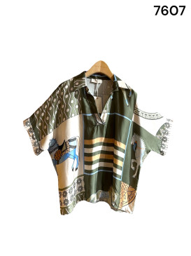 Blouse fluide col chemise...