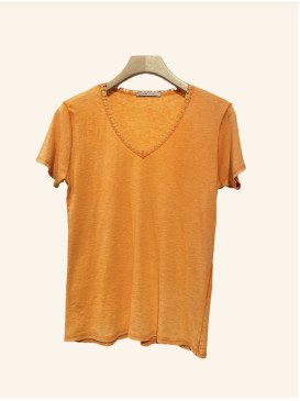 T-shirt col V manches...