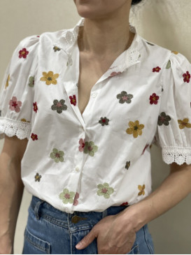 Chemise brodée de fleurs de...