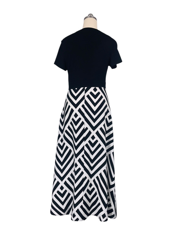 Robe décolleté cache-coeur longue jupe imprimée
