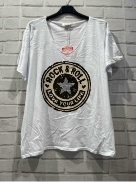 T-shirt col V manches...