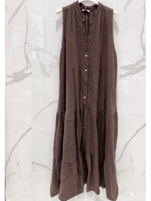 Robe longue en gaze de coton œil brodé et sequins au dos