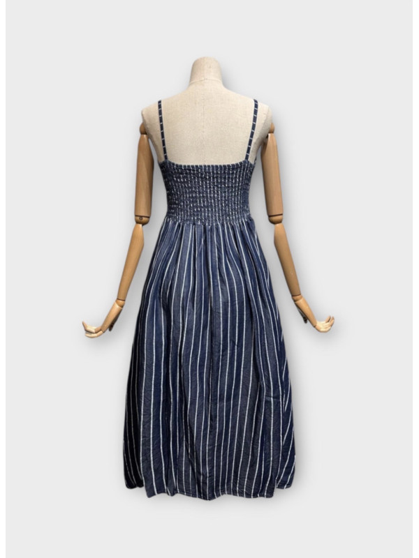 Robe rayée à fines bretelles