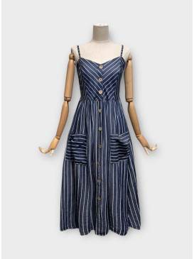 Robe rayée à fines bretelles