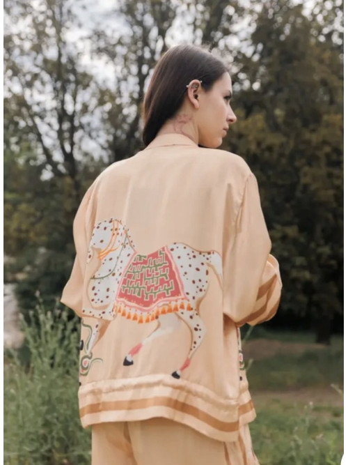 Blouson fluide soyeux motif cheval