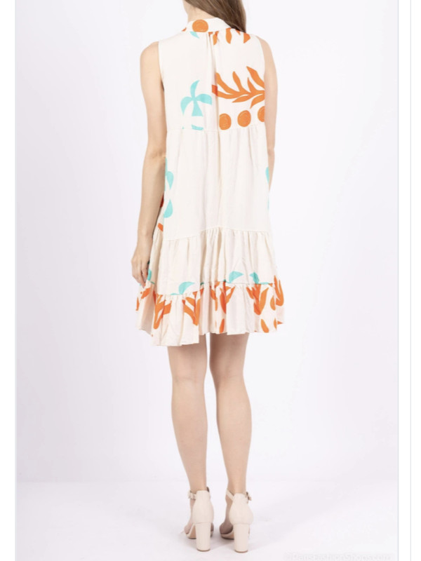Robe courte à volants sans manche imprimé estival