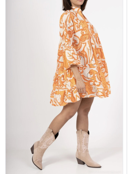 Robe courte à volants imprimé estival