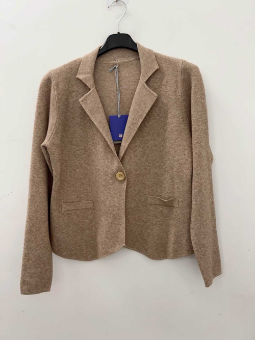 Gilet court avec col