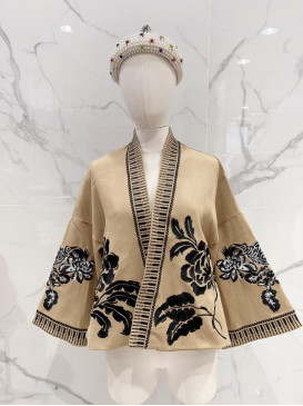 Veste kimono courte brodée...