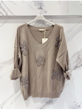 Pull avec fleurs en crochet...