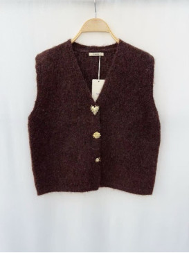 Gilet maille avec 3 boutons...