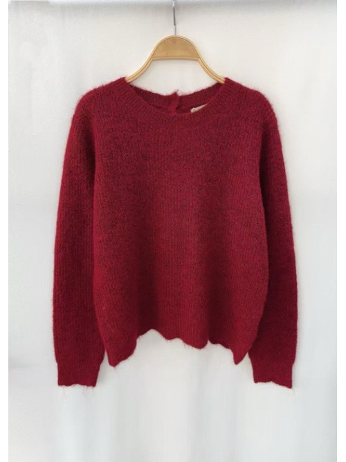 Pull col rond boutons nacre au dos manches longues