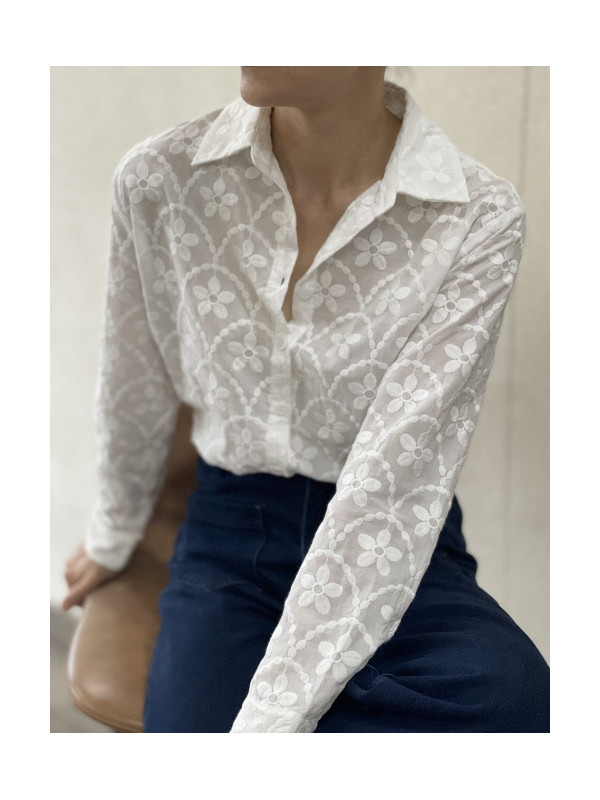 Chemise brodée de fleurs manches longues