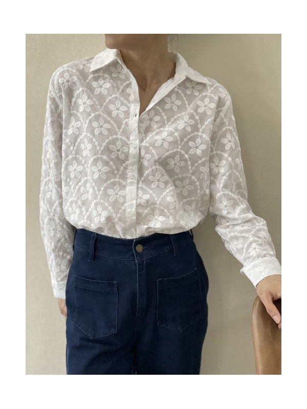 Chemise brodée de fleurs manches longues