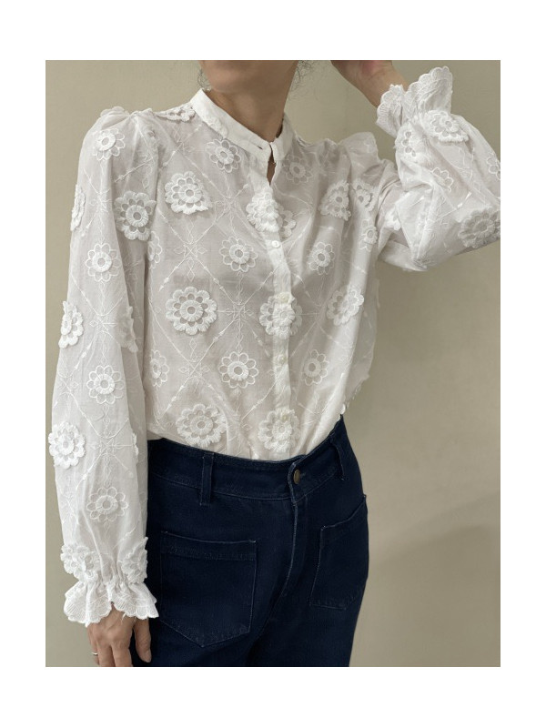 Chemise brodée de fleurs reliefées manches longues