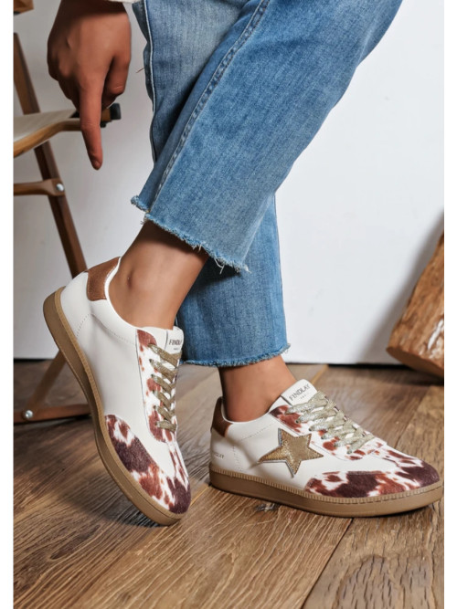 Baskets poulain ou vache brune et étoile dorée