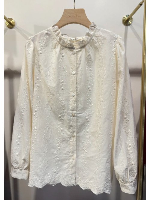 Chemise brodée col frou-frou bas festonné