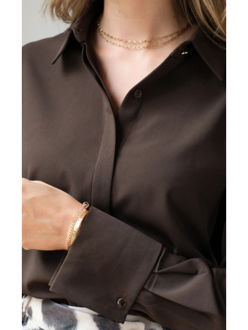 Chemise satinée unie à poignets mousquetaire