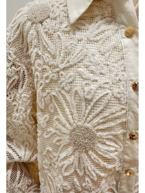 Chemise brodée florale en dentelle ajourée