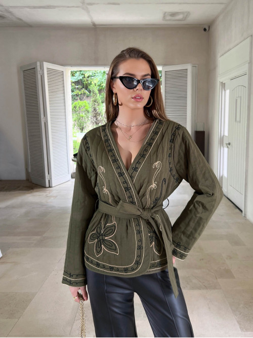 Veste kimono brodée doublée
