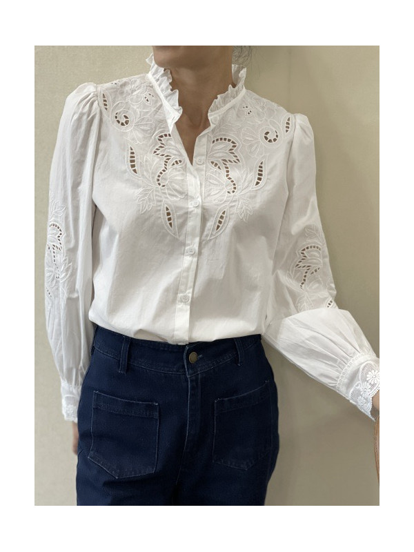 Chemise avec guipure ajourée  manches et buste