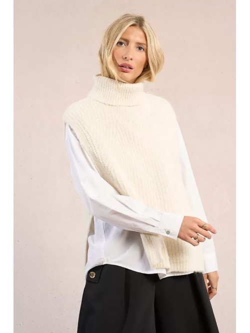 Pull col roulé sans manche