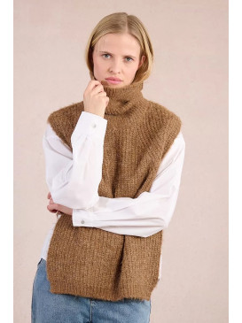 Pull col roulé sans manche...