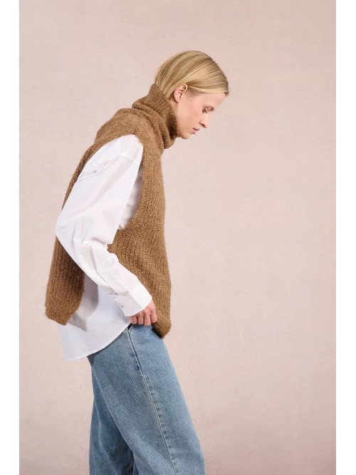 Pull col roulé sans manche