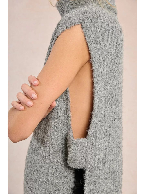 Pull col roulé sans manche