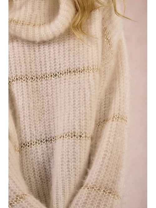 Pull maille mousseuse col boule