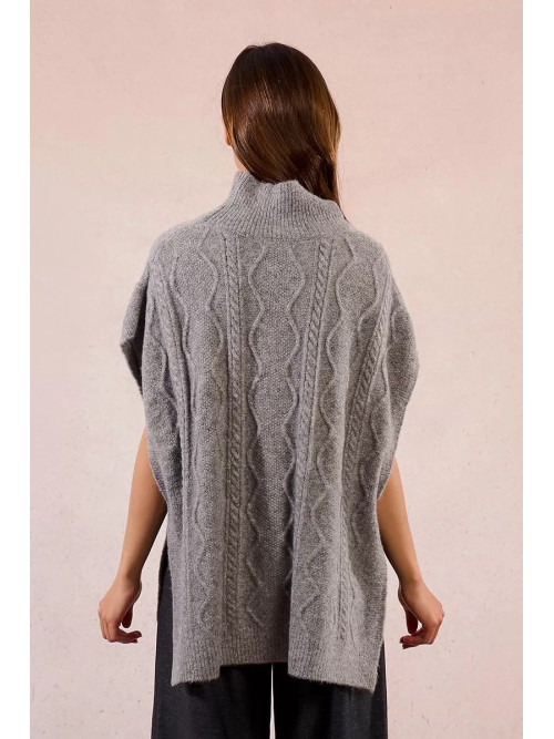 Poncho torsadé col montant