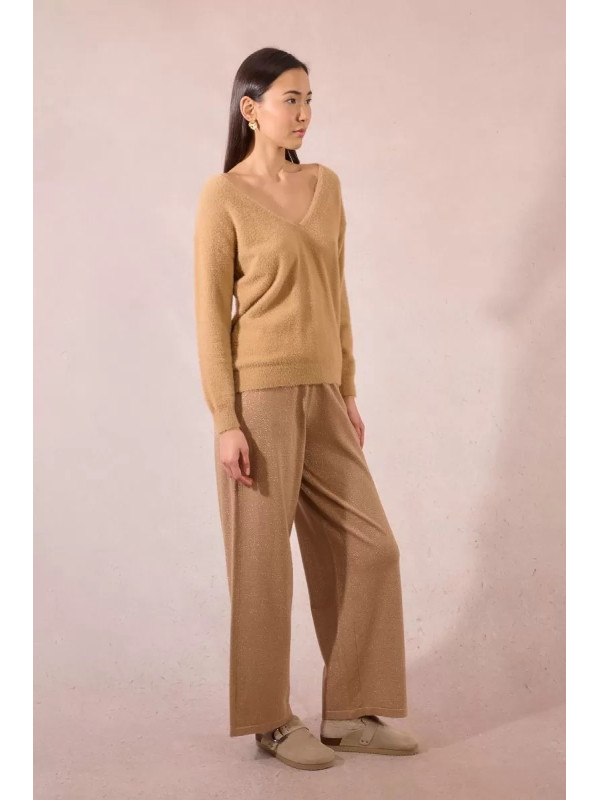 Pull duveteux col V