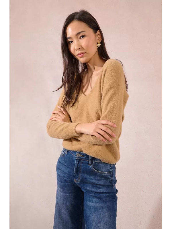 Pull duveteux col V