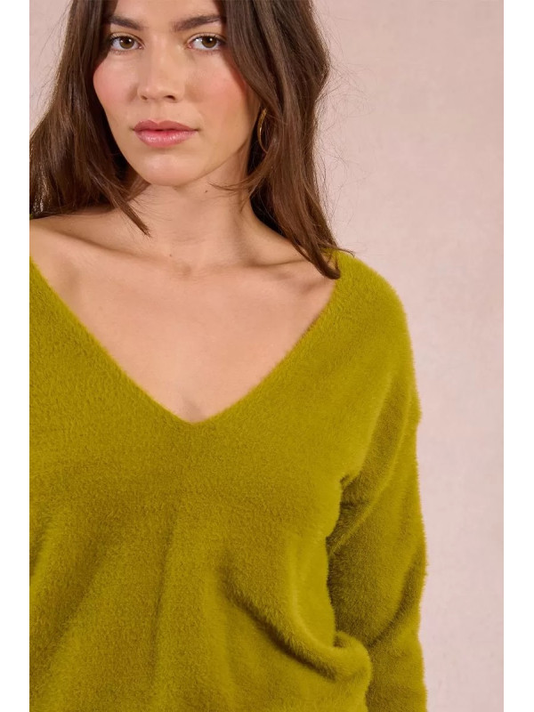 Pull duveteux col V