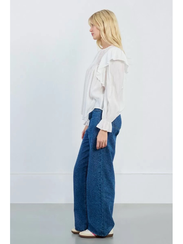 Blouse volantée aux épaules