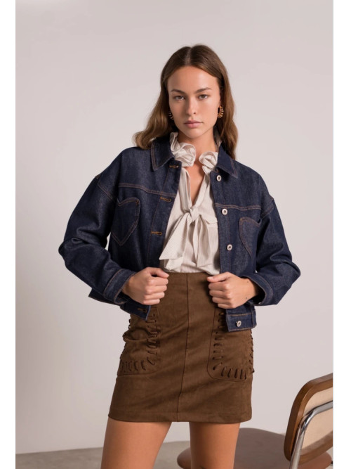 Veste cropped en jean brut avec poches en cœur