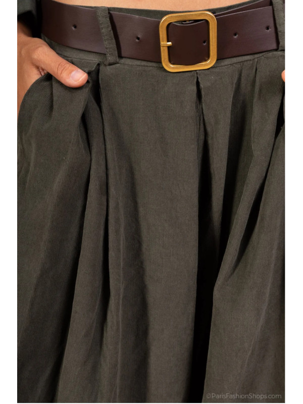 Jupe culotte longue en velours côtelé fin avec ceinture