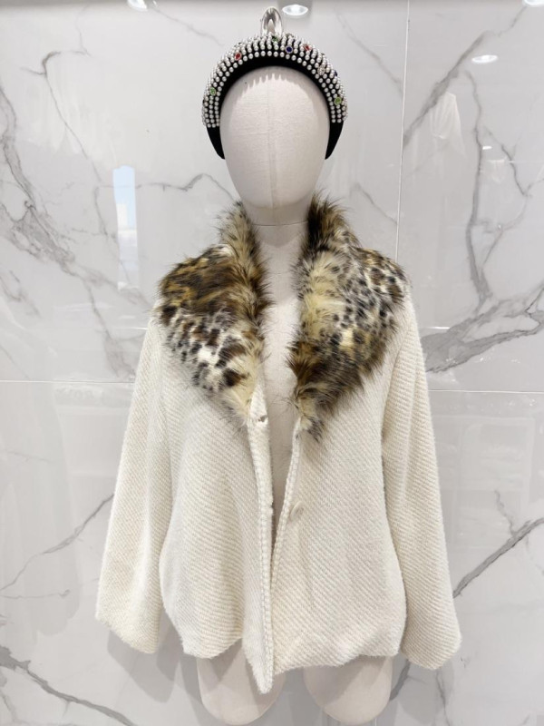 Veste doublée imprimé léopard col fourrure