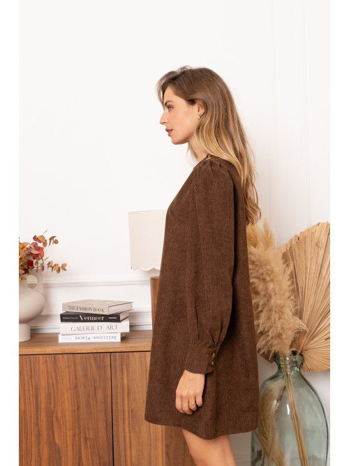 Robe courte en velours côtelé manches longues