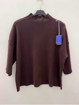 Pull col montant manches...