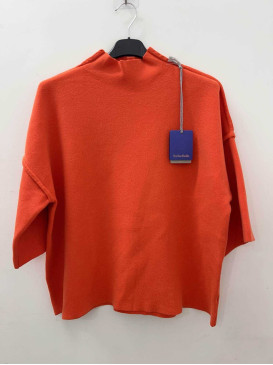 Pull col montant manches...