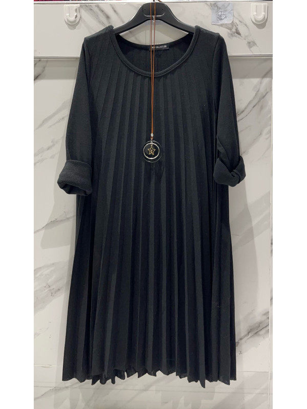 Robe jersey plissé manches longues, longueur midi et collier