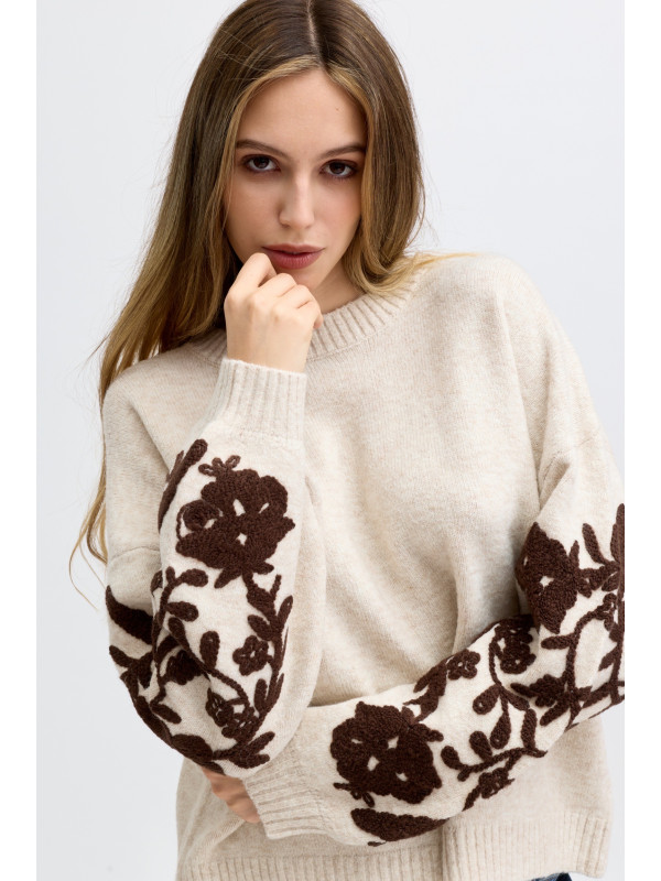 Pull col rond manches longues avec fleurs brodées